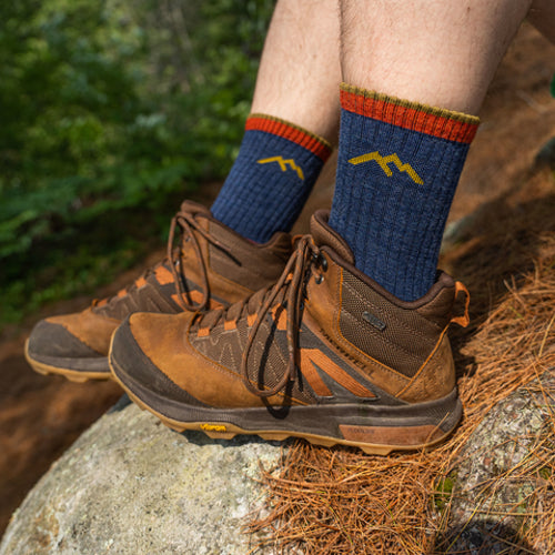 Men's Hiker Micro Crew Midweight Hiking Sock by Darn Tough Cheap Genuine